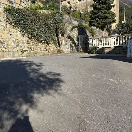 בית נופש Hanna Villa Faraldi